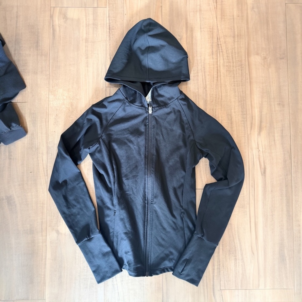 🔥 90° DEGREE BY REFLEX ZIP-UP HOODIE JACKET – PERFORMANCE FIT 🔥